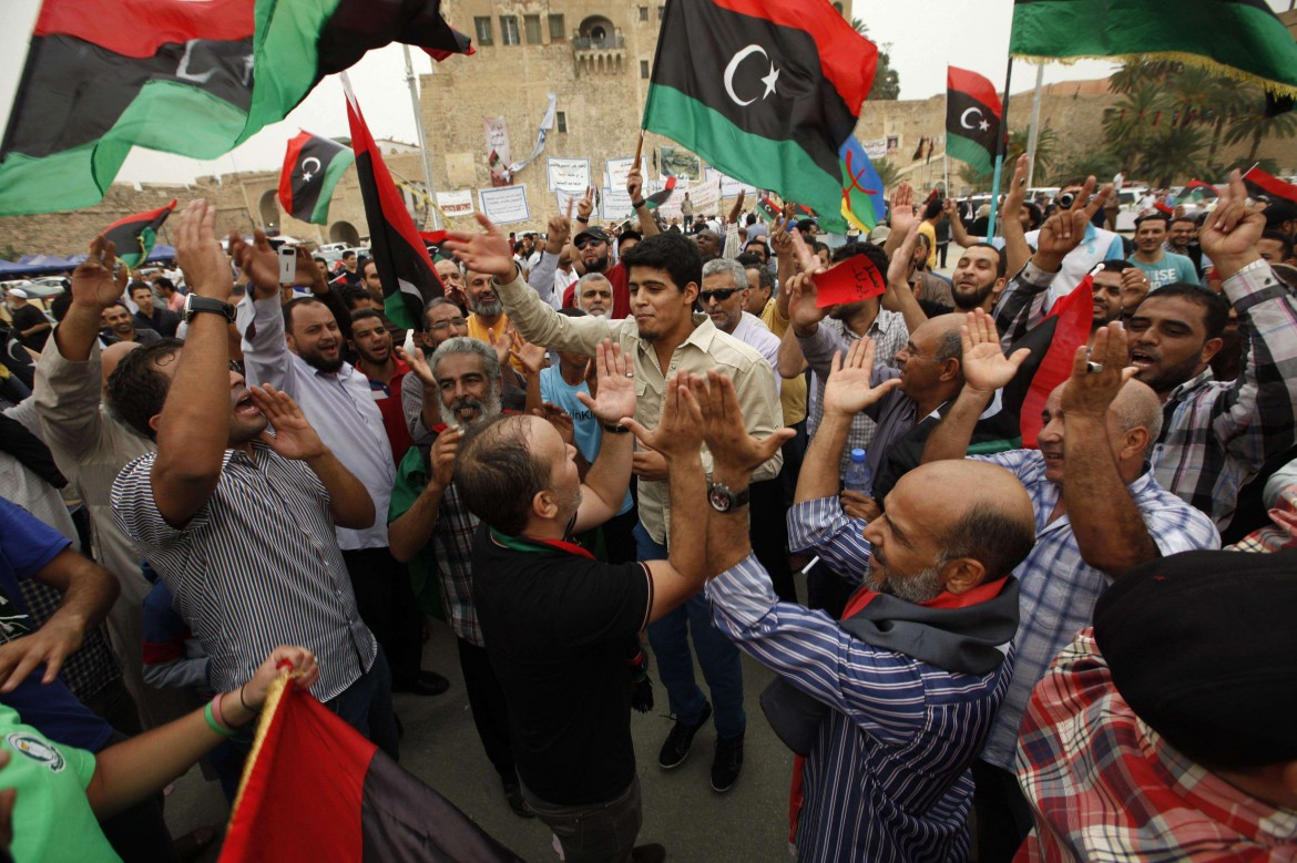 Tripoli dichiara sciolto  il parlamento di Haftar