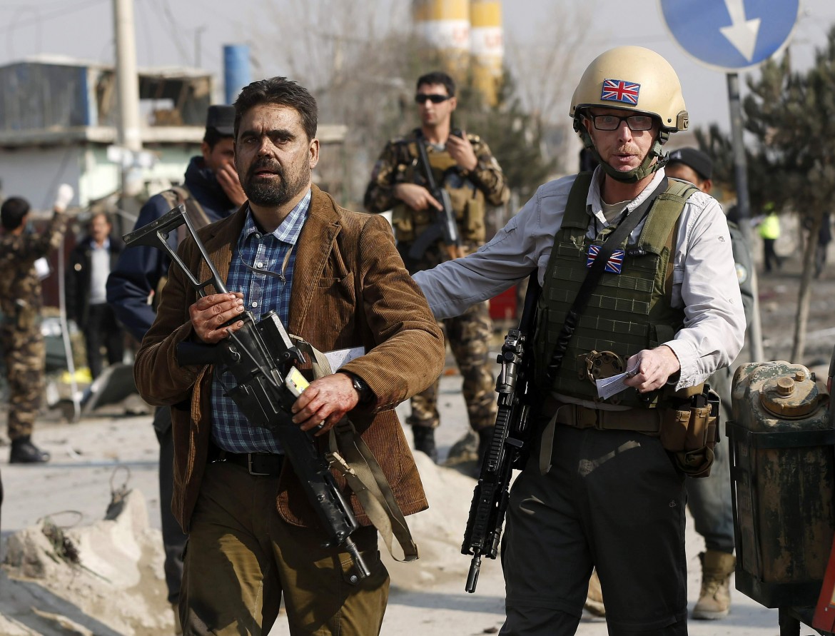 Attacco talebano a Kabul: ucciso contractor inglese