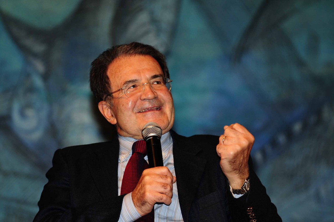 Renzi scongela Prodi per il risiko del Colle