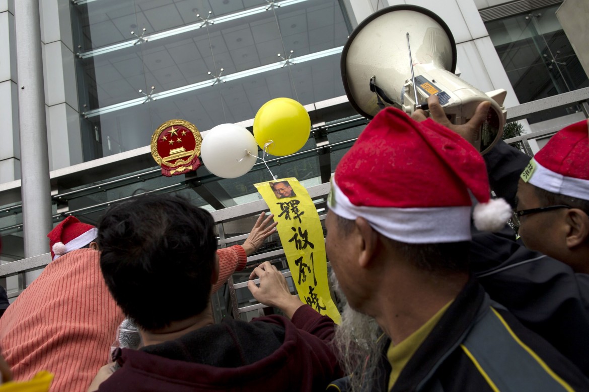 Hong Kong: due giorni di proteste, 49 arresti