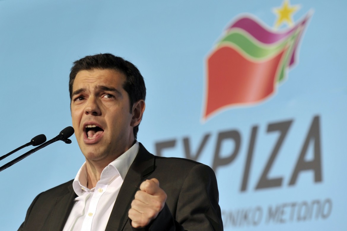 Tsipras volta pagina anche sui migranti