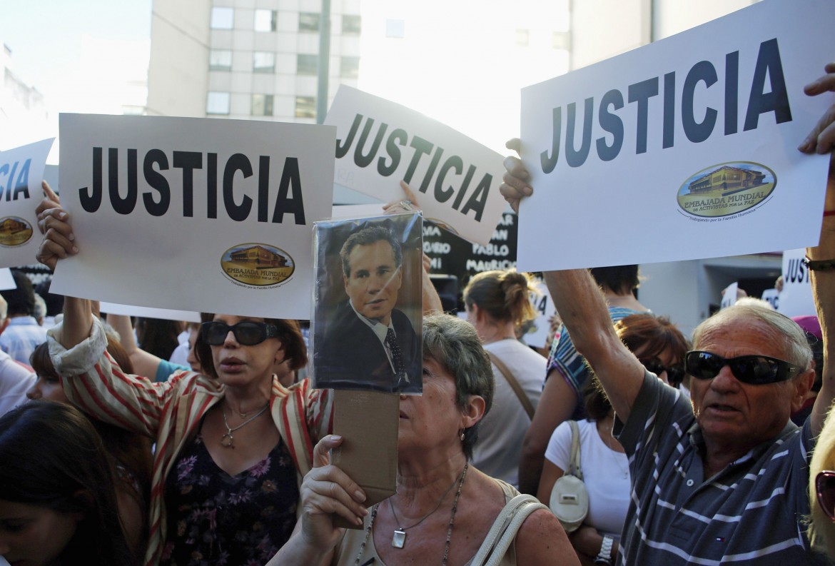 Caso Nisman, attacco a Cristina Kirchner