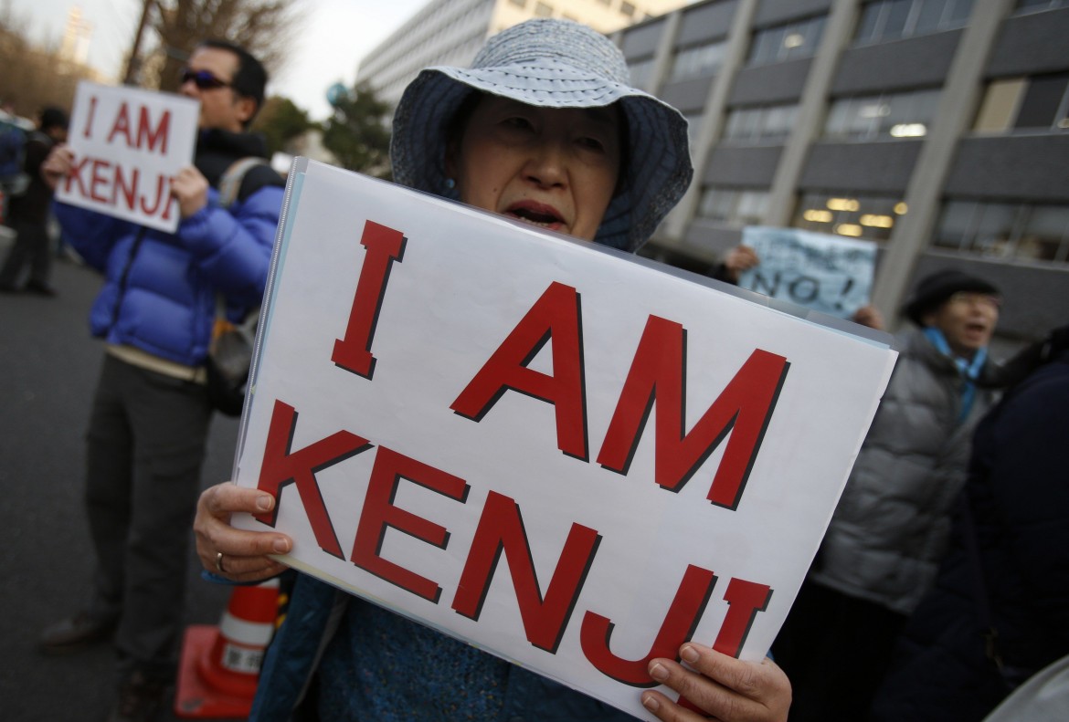 Kenj Goto non è ancora libero. Il ministro degli esteri: «Non ci sono novità»