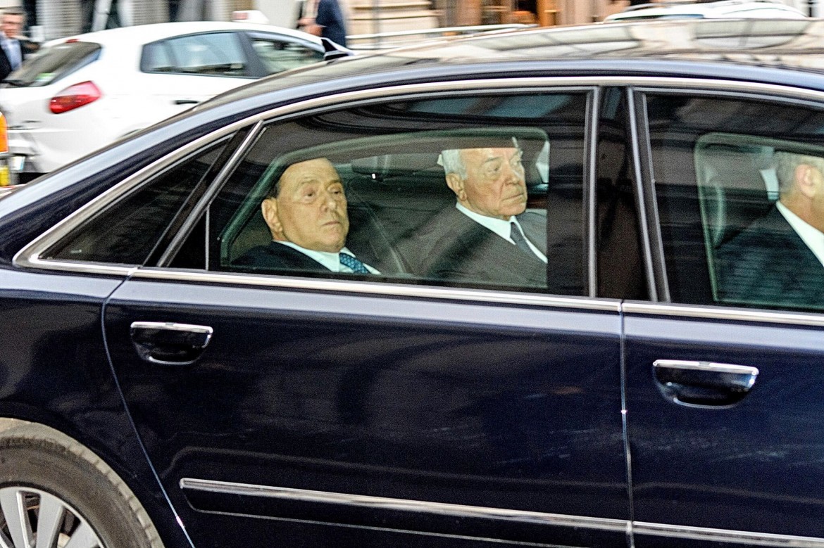 Berlusconi da un Matteo all’altro