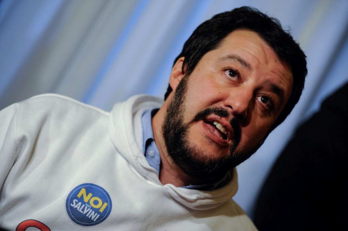 Il va Salvini-pensiero tra bufale, pregiudizi e spamming