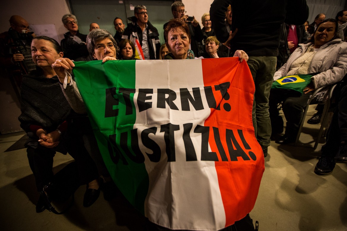 Il maxi processo Eternit riparte da Vercelli
