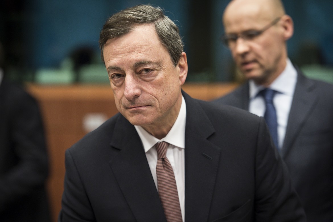 Il Qe di Draghi? Favorisce le banche e accresce il potere della Bce