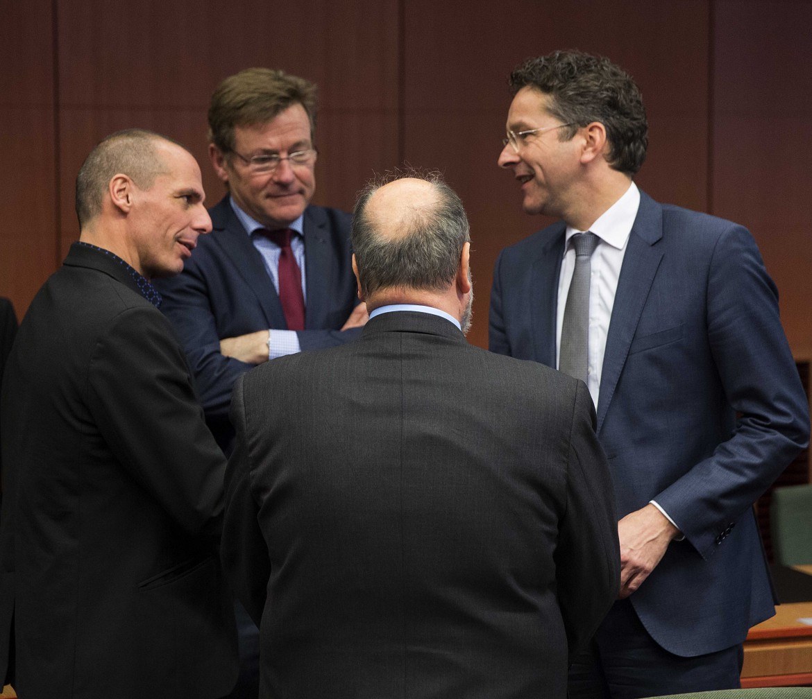 La Grecia non esce dal cappio della trojka