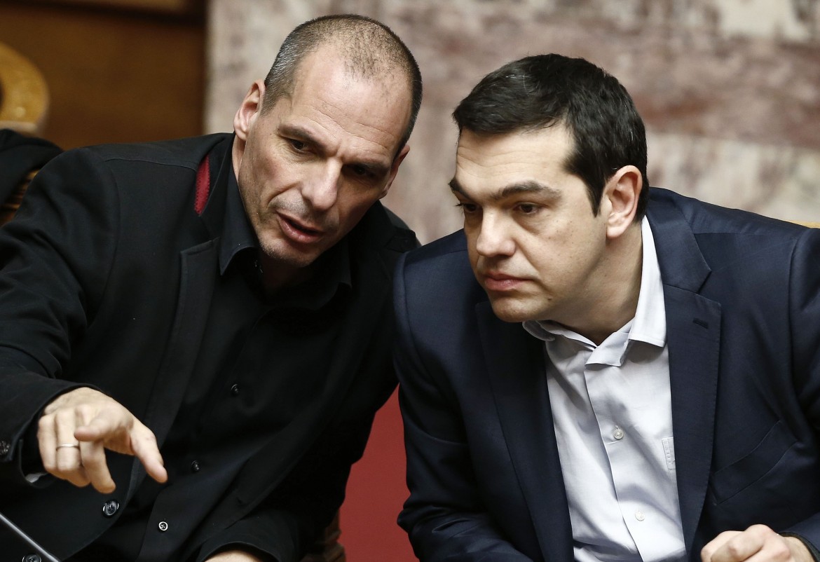 Varoufakis, l’osceno: digitus impudicus