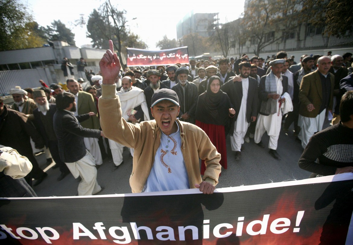 La Ue chiede a Kabul un accordo per rimpatri forzati