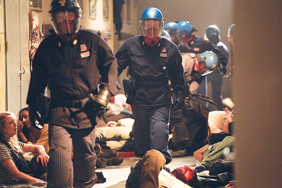 Genova 2001, le carriere folgoranti dei poliziotti “della Diaz”