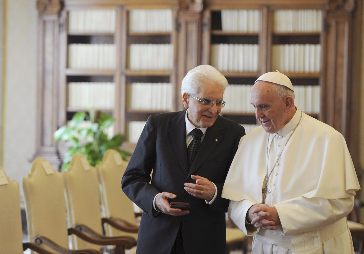Un cattolico in Vaticano, Mattarella incontra il papa
