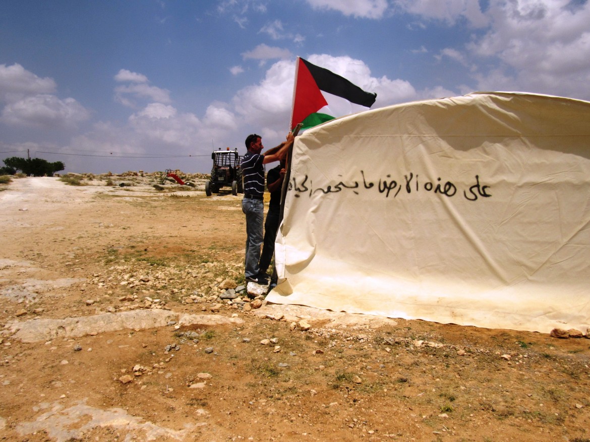 Susiya, il villaggio palestinese che sfida la colonizzazione d’Israele