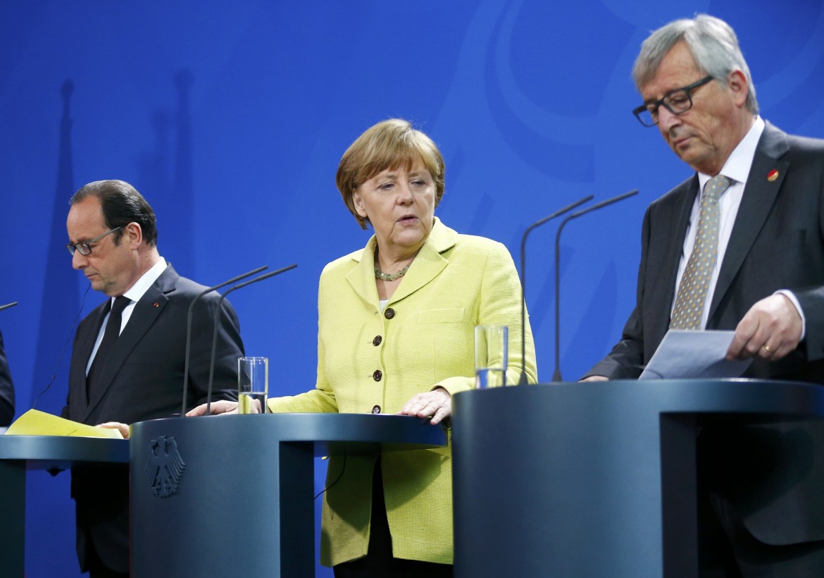 Juncker irritato: «Brutta sorpresa lo slittamento dei pagamenti al Fmi»