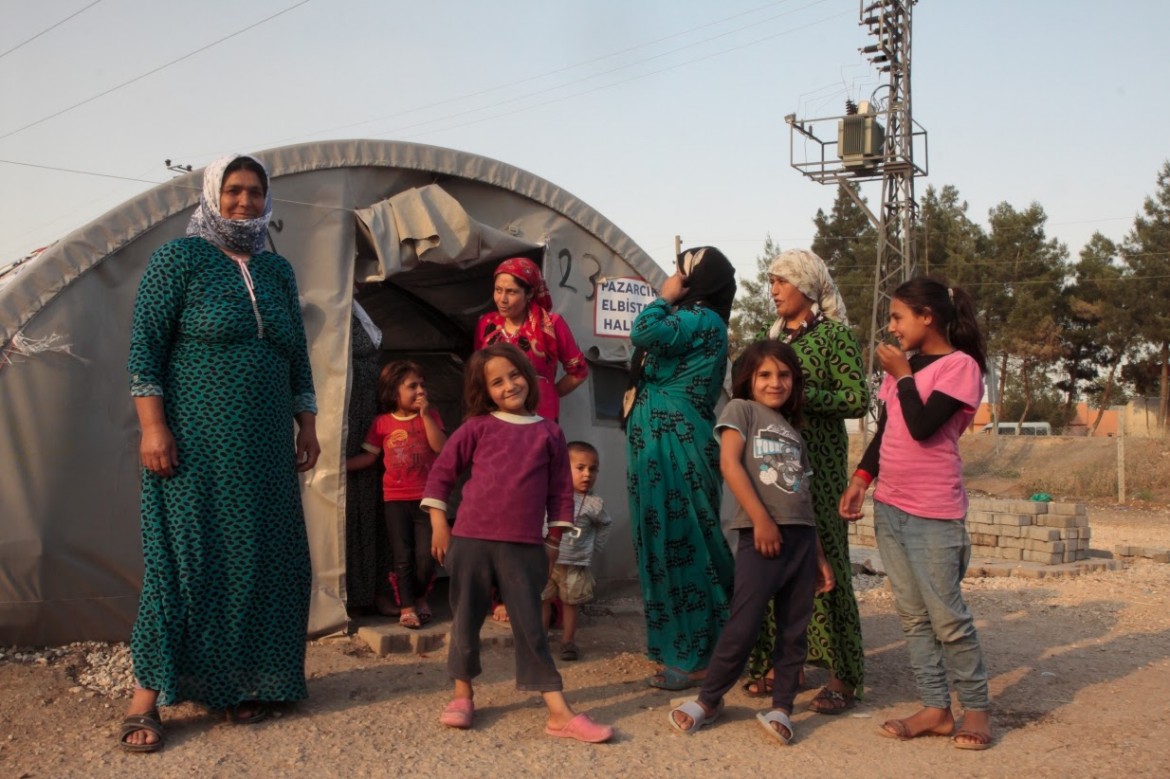 Nel campo profughi di Soruç, Kobane-Turchia sola andata