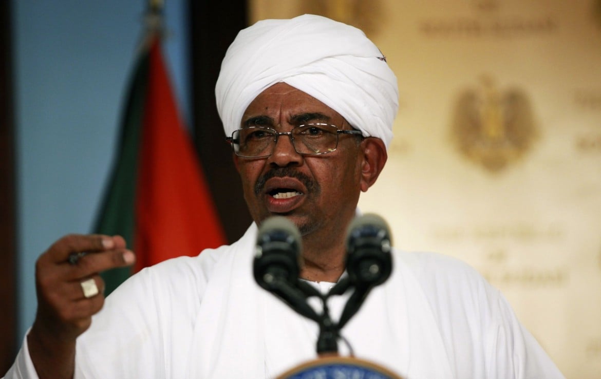 Al Bashir vola via. Così Zuma beffa Cpi e Corte Suprema