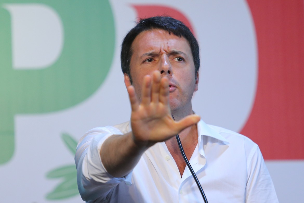 Varoufakis risponde a Renzi: «Avete fatto fuori la democrazia, non me»