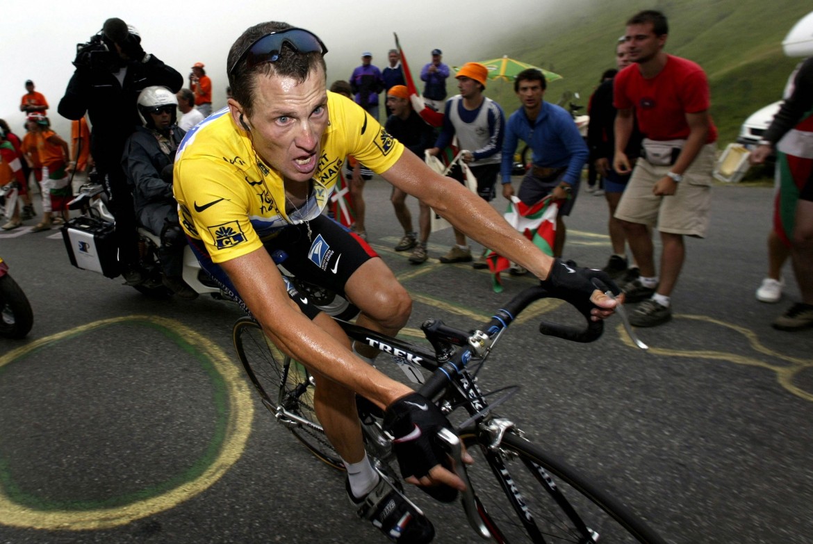 Lance Armstrong tra doping e bugie