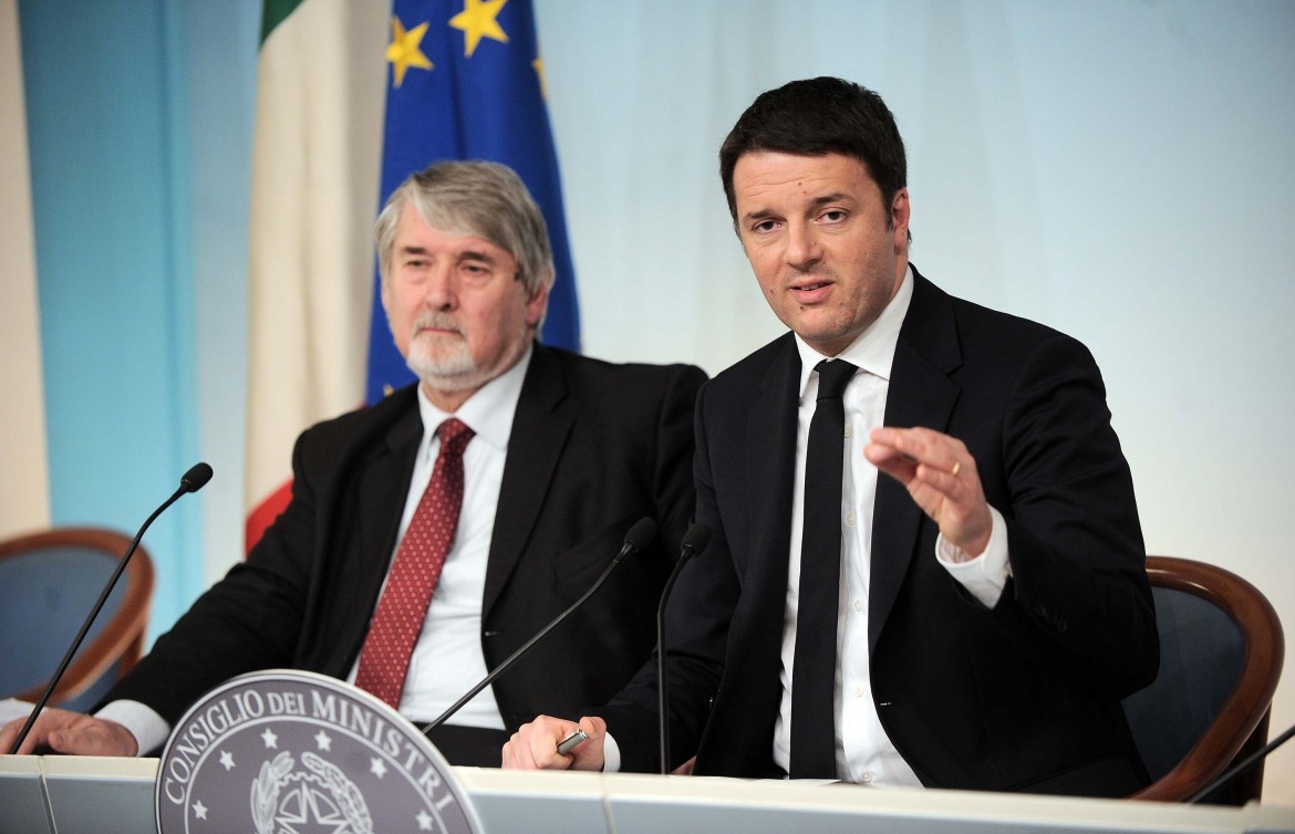 Per Renzi il Jobs Act funziona: boom dei stabilmente precari a giugno