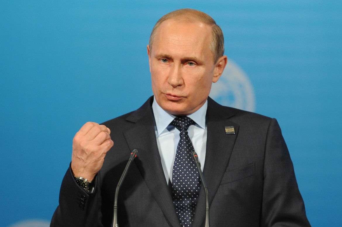 Putin su Siria e Iraq: «Coalizione anti terrorismo, ne ho parlato con Obama»