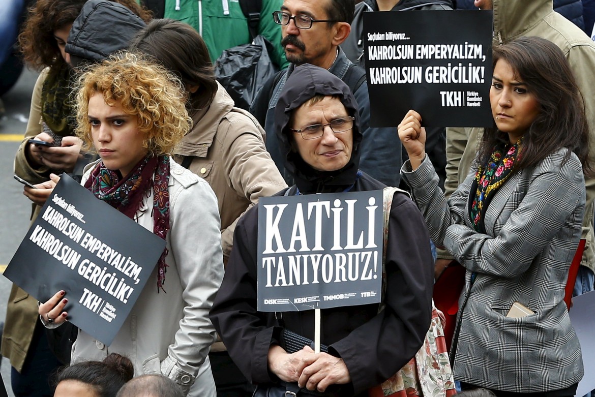 Turchia paralizzata: «Noi conosciamo il nome dell’assassino»