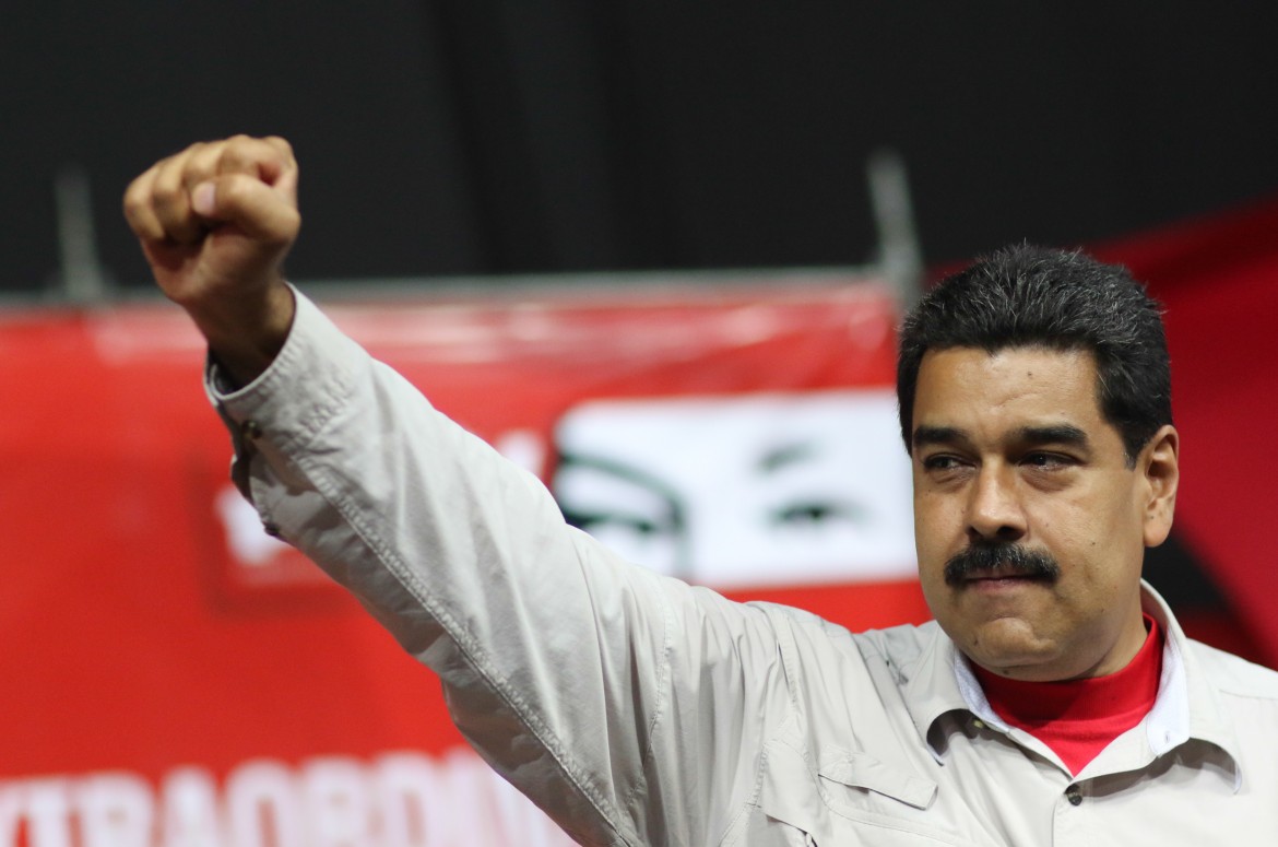 Maduro: «Da oggi nel partito si apra una sessione permanente di azione e riflessione»