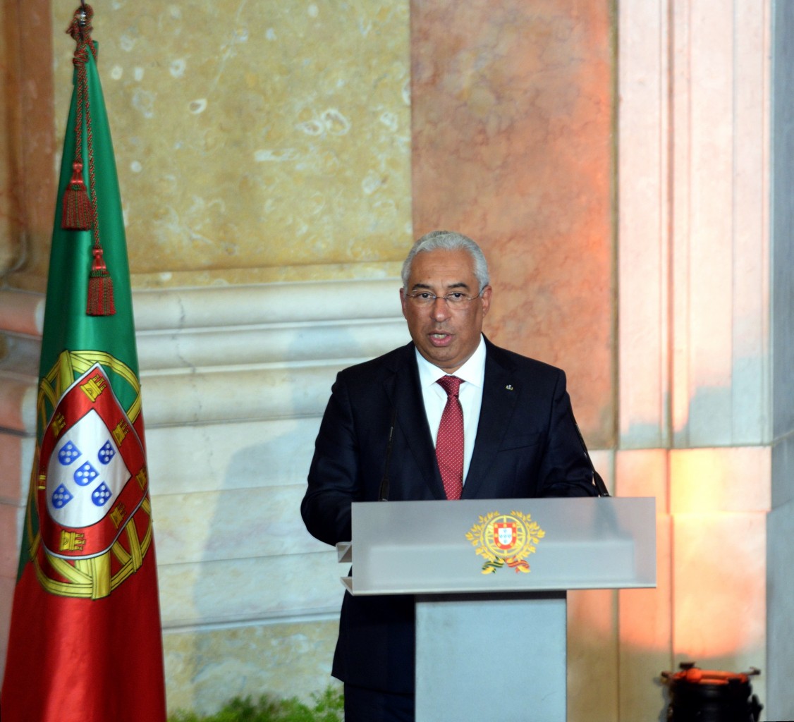 In Portogallo si spacca il governo «frentista» pur di salvare le banche