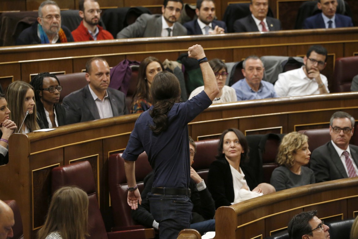 Un bebè in Parlamento? Podemos