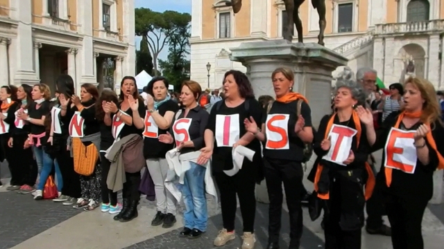 Silenzio, si privatizza: vietato il corteo delle maestre a Roma