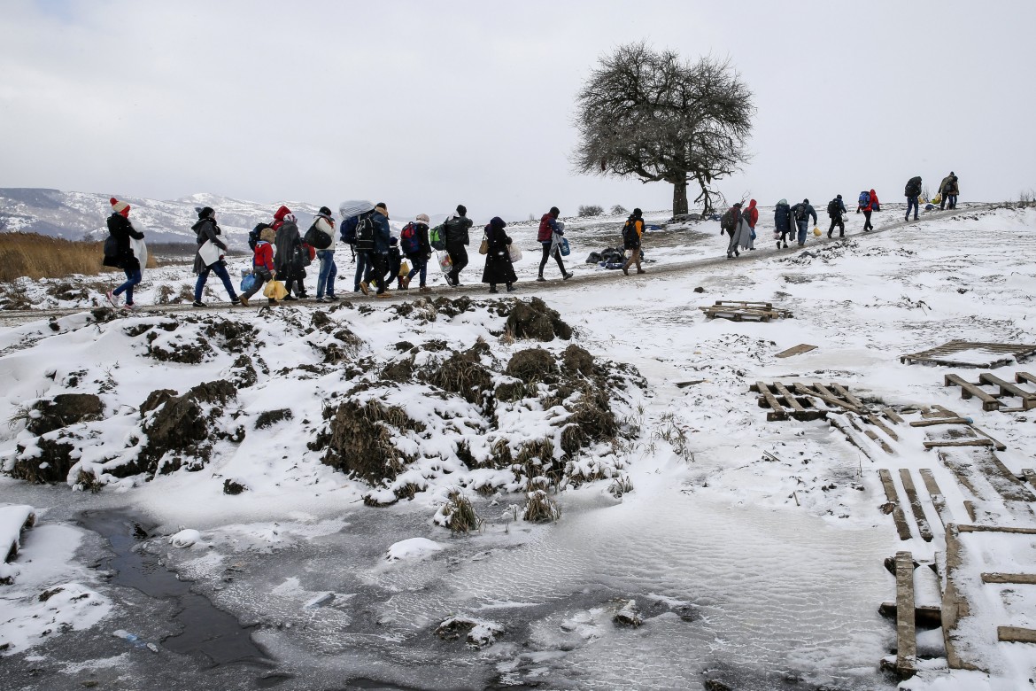 Arrivi in aumento e la Regione Valle d’Aosta chiude gli sportelli migranti