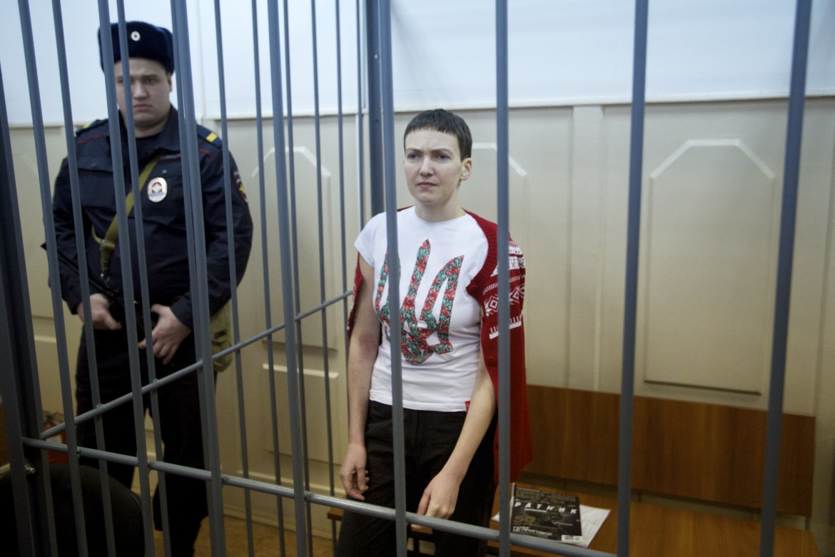 La pilota nazionalista ucraina condannata a 22 anni di carcere