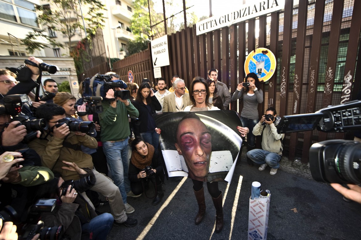 Ilaria Cucchi: «Il perito di centrodestra è contro di noi»