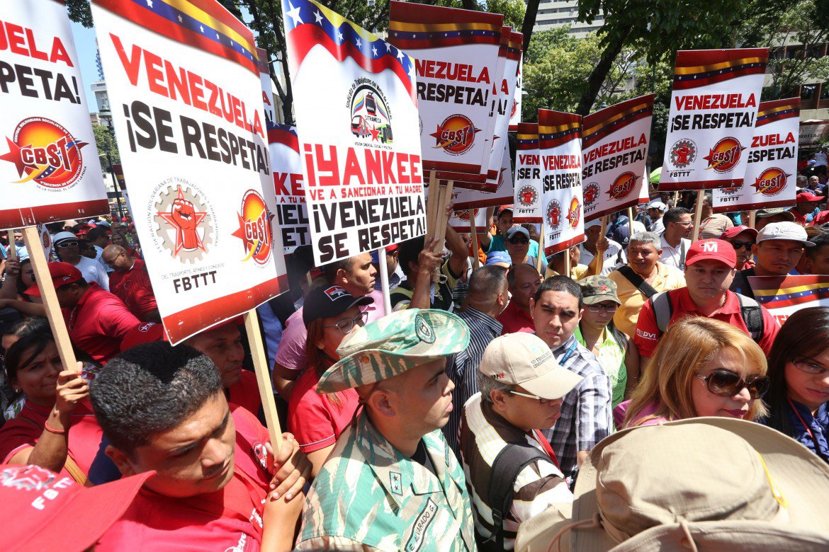 Almagro insiste: sanzioni contro Caracas