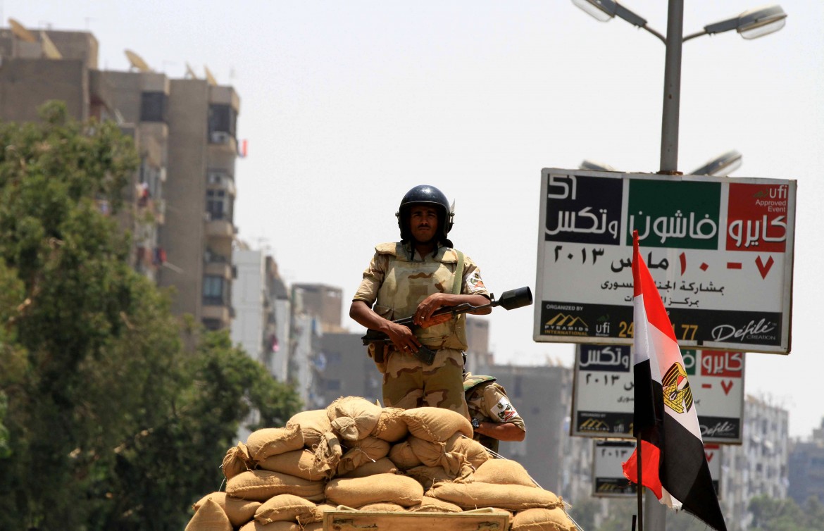 Soldi e stellette: il tentacolare business dell’esercito egiziano