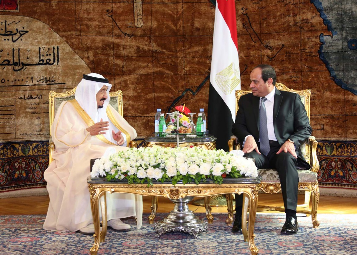 Isis attacca il Sinai, gli Usa pensano a un piano Marshall per Il Cairo