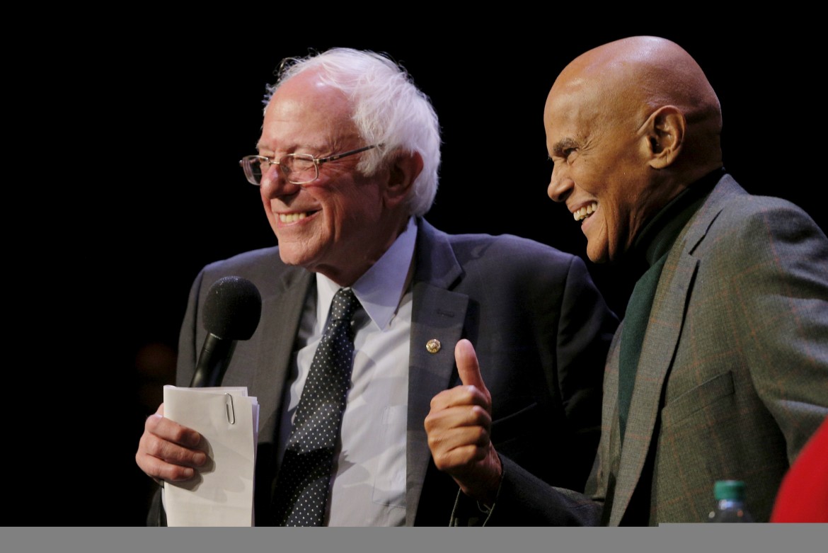Sanders e Harry Belafonte - foto Reuters