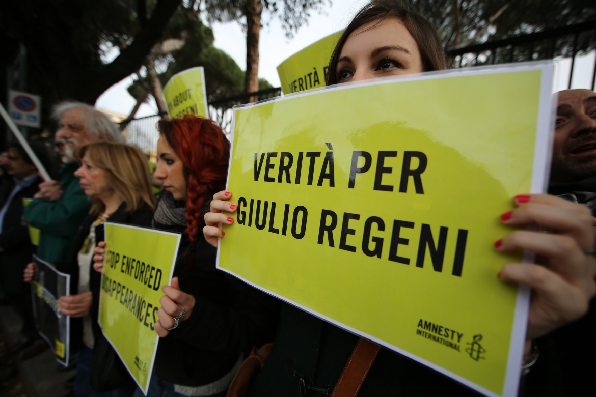 Regeni vittima dell’incapace politica estera italiana