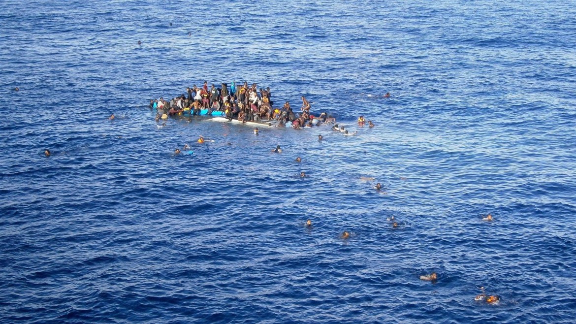 Nuovo naufragio, decine  di vittime nel Canale di Sicilia