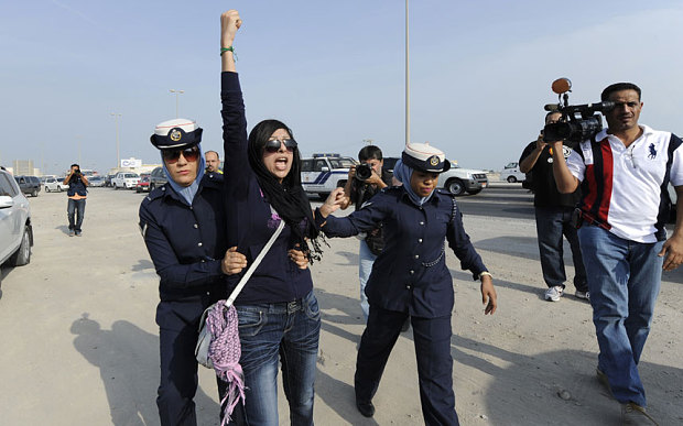 Liberata Zaynab al Khawaja ma la repressione di re Hamad continua