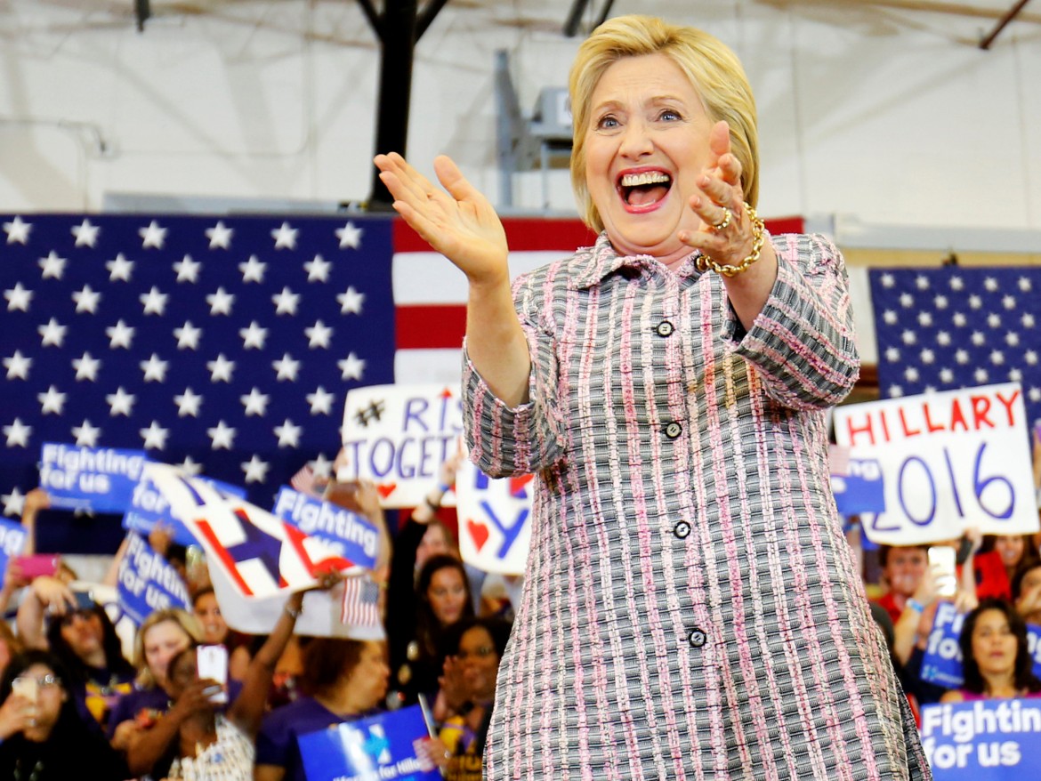 Porto Rico a Hillary, ora Clinton è vicina ai 2.383 delegati