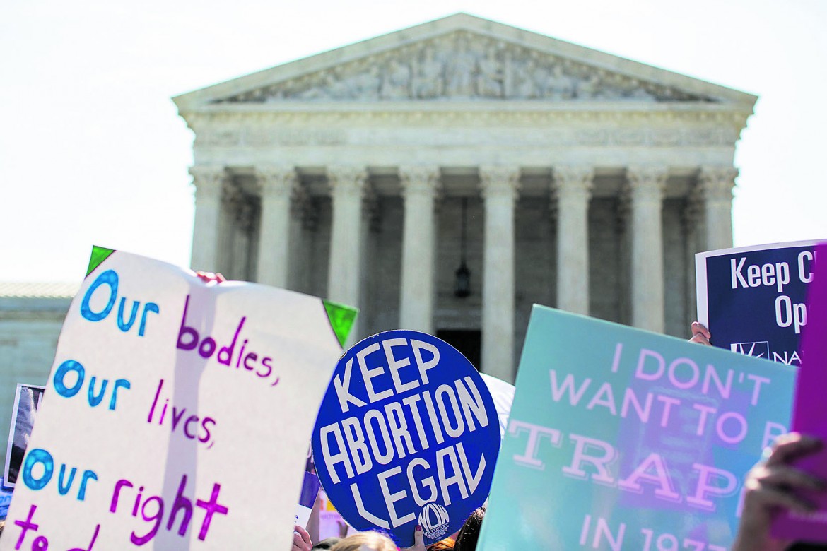 Aborto, la Corte suprema contro lo Stato del Texas