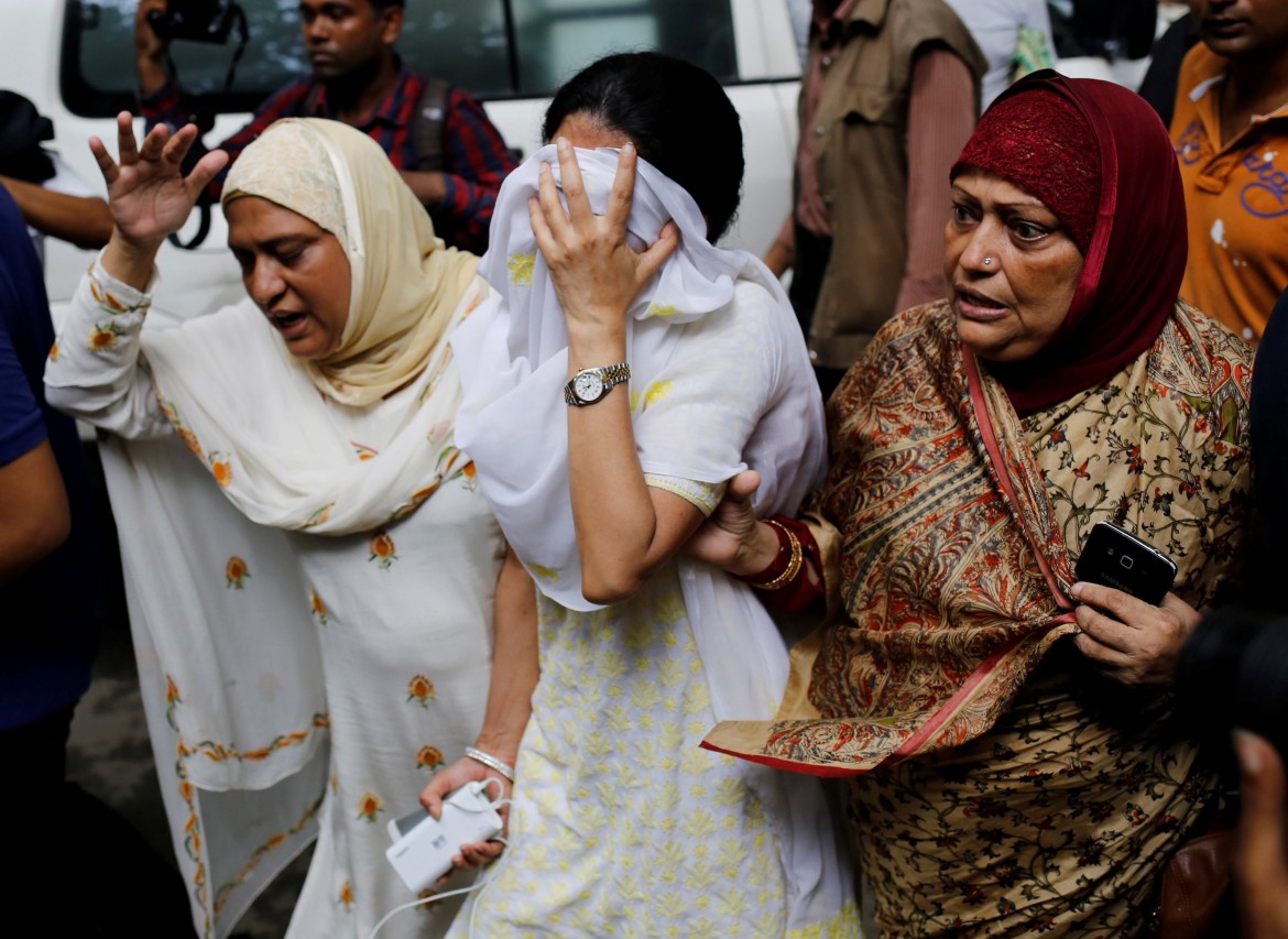Strage di Dacca, trovati e uccisi due attentatori