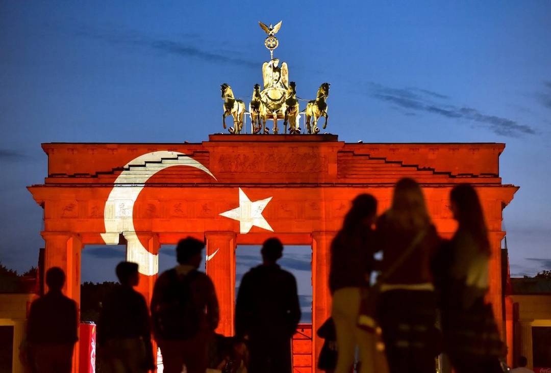 Le tensioni turche emigrano in Germania