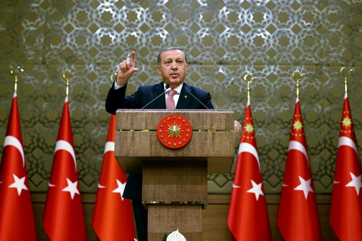 «Un presidenzialismo troppo forte allontana la Turchia dall’adesione alla Ue»