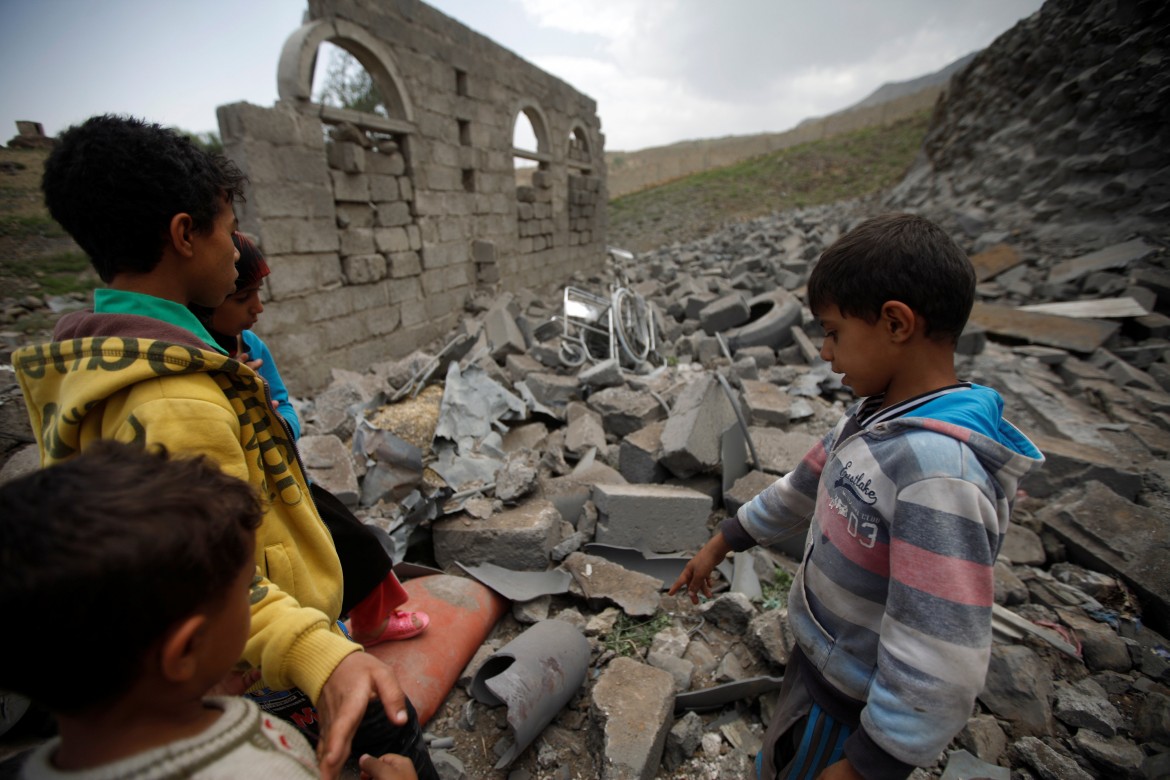 Raid sauditi fanno strage di bambini yemeniti