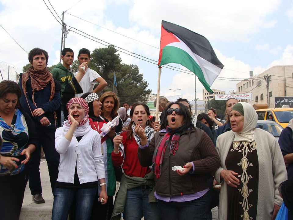 Elezioni in Palestina, donne candidate senza nomi né volti