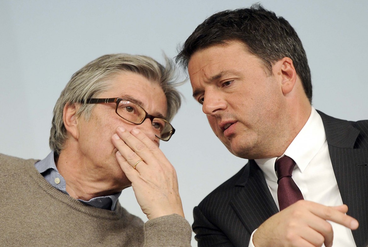 Renzi: «Entro Natale i container, in estate le casette»