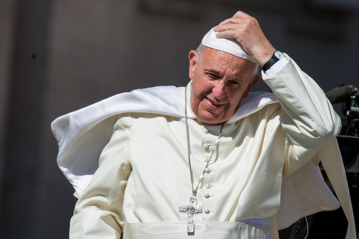 Papa Francesco: «Cambiare sistema», non basta il «buon samaritano»