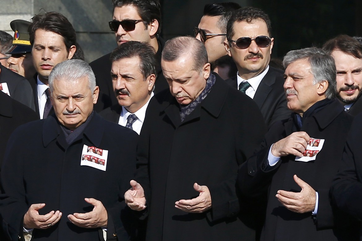 Erdogan sfrutta ogni bomba: mannaia sull’Hdp, 235 arrestati