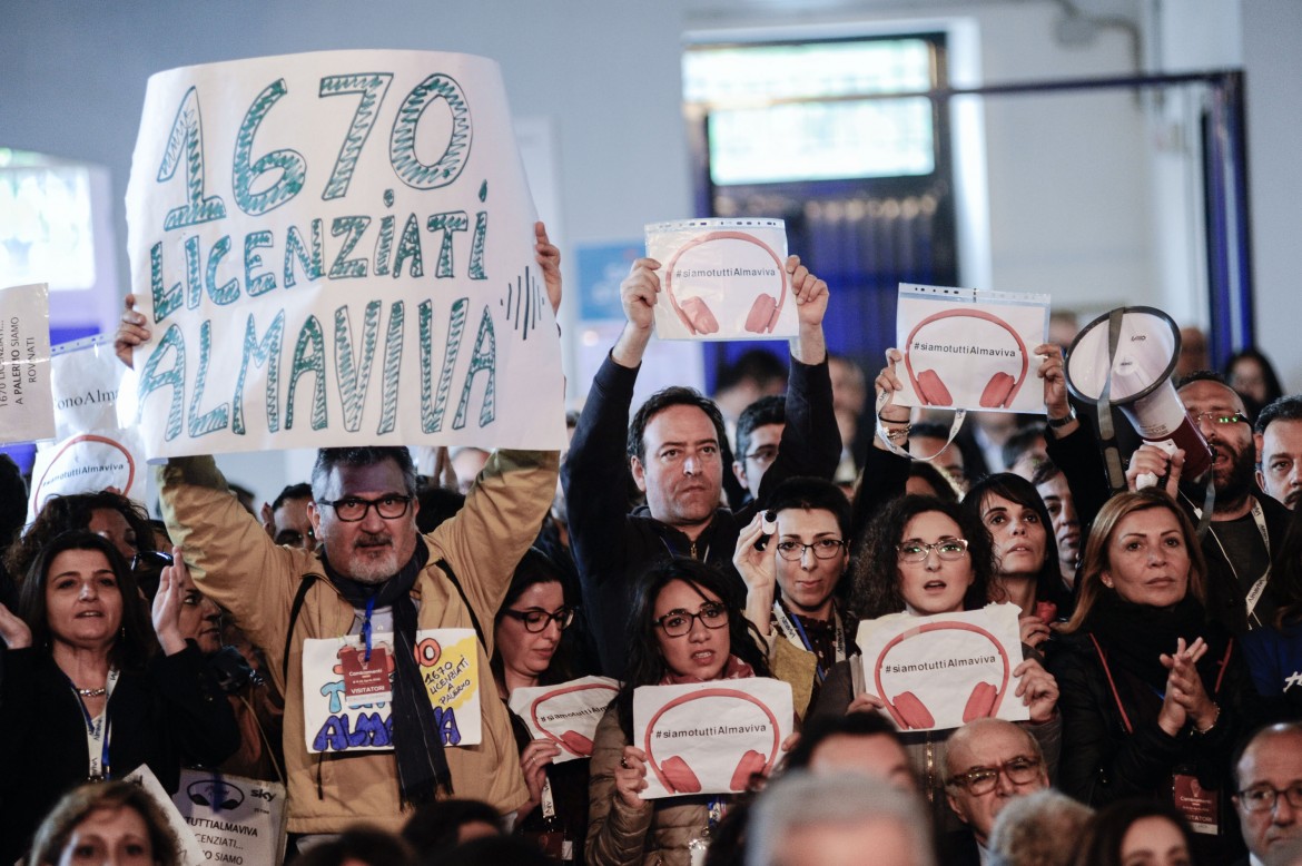 Almaviva, ‘licenziamenti illegittimi’: oltre 150 lavoratori di Roma reintegrati